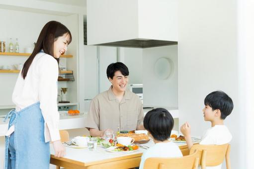 【時短ご飯 非常食アレンジ】忙しいワーママ・ワーパパ必見！非常食が救世主になる！