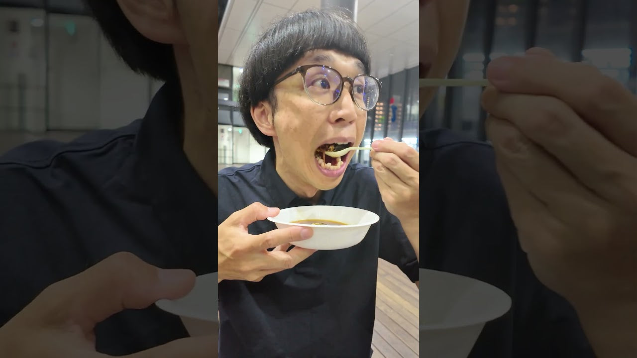 芸人さんのイワシテングさんに試食してもらった
