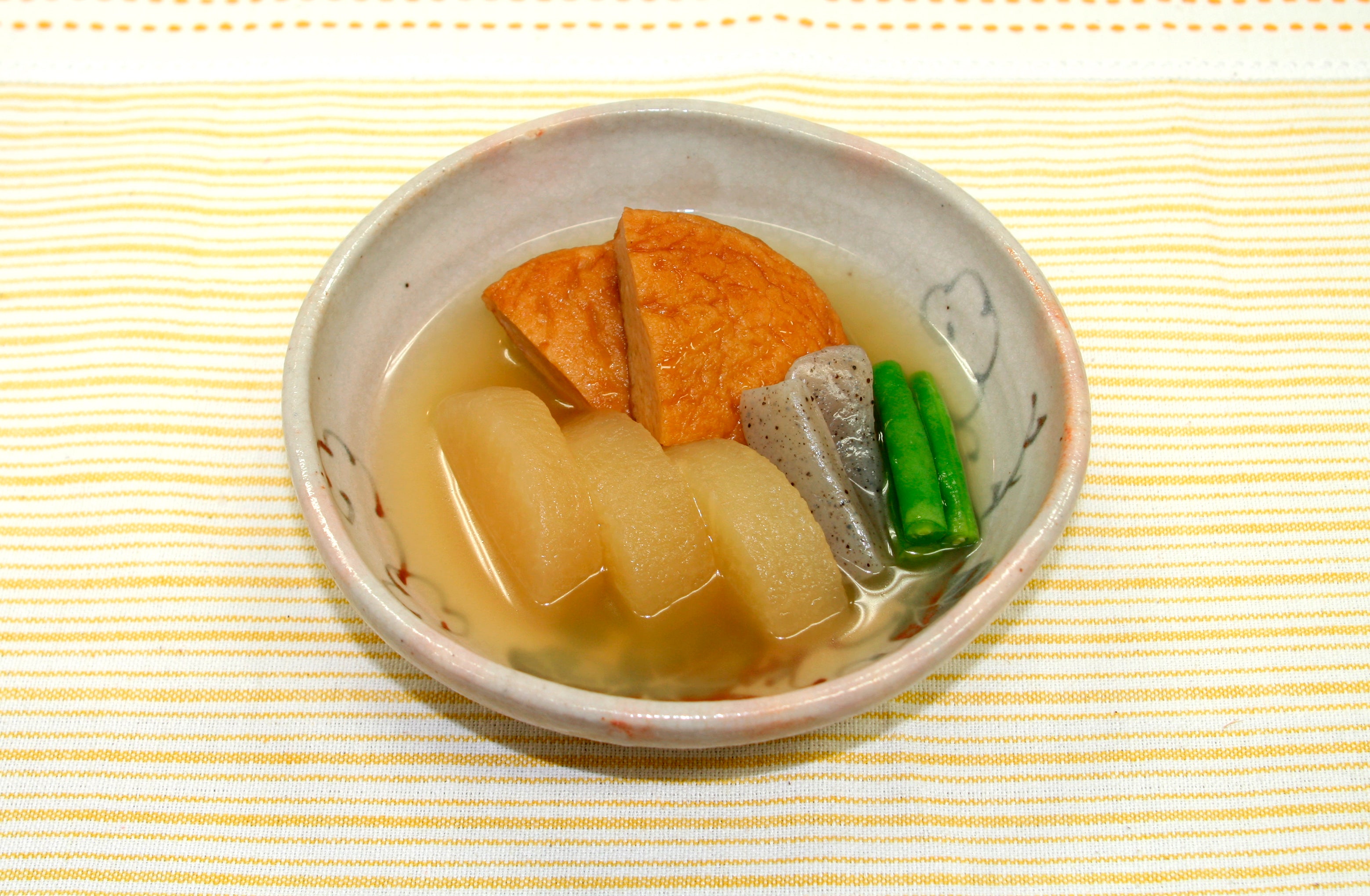 UAA食品　美味しい防災食　カロリーコントロール　おでん　180ｇ×50食入り